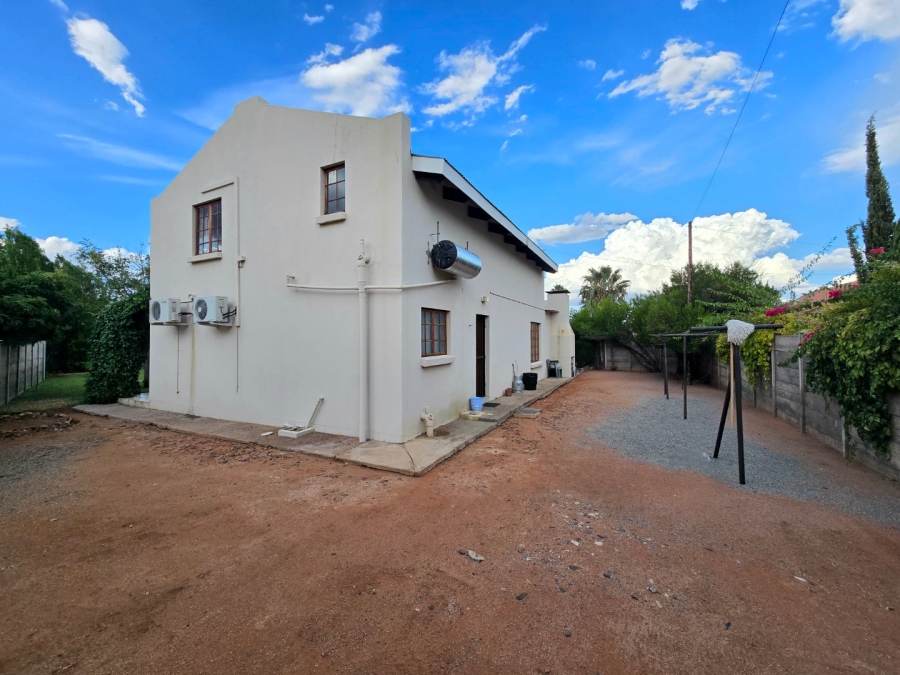 2 Bedroom Property for Sale in Keidebees Northern Cape